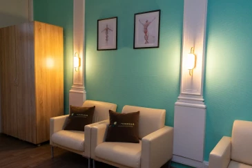 Кресла для посетителей клиники